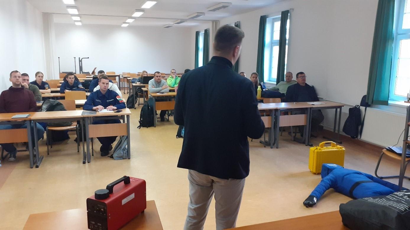NEMZETI K ZSZOLG LATI EGYETEM