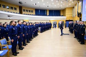 NKE_tisztjelolti_esku-2