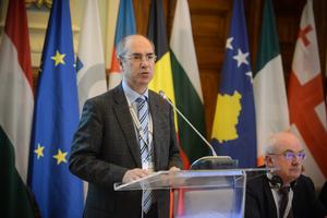 4_biztonsag_szolgaltatas_fejlesztes-2