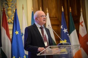 5_biztonsag_szolgaltatas_fejlesztes-2